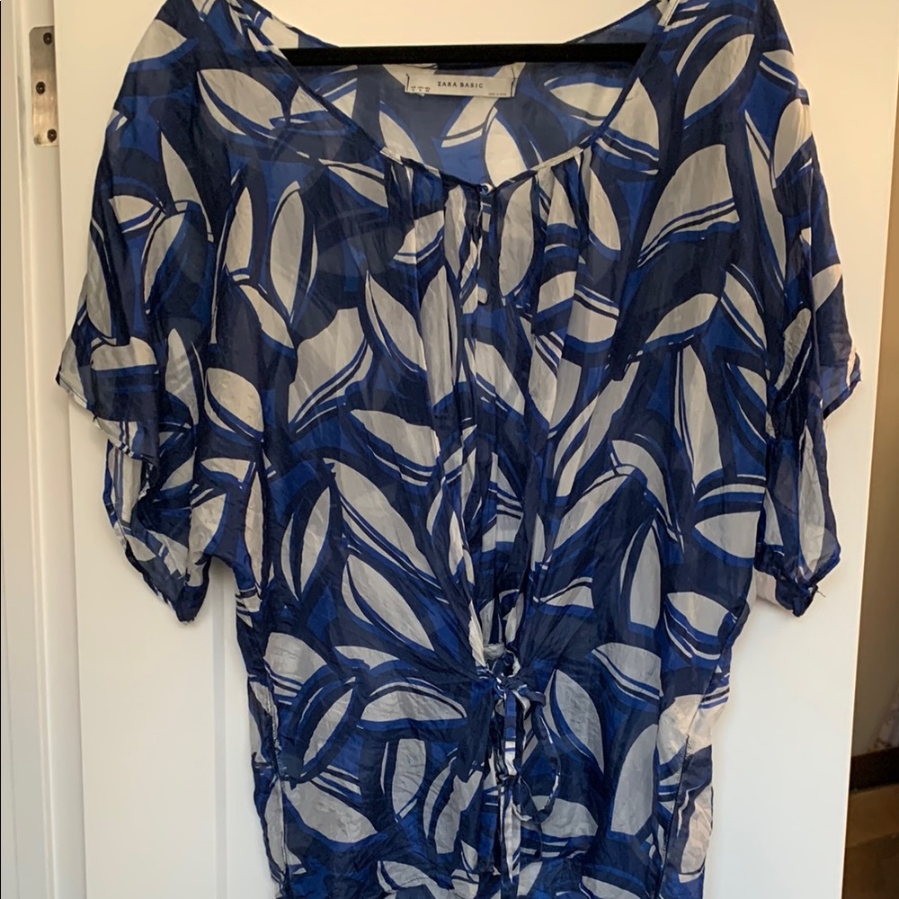 Zara Blue and White Leaf Print Women's Top